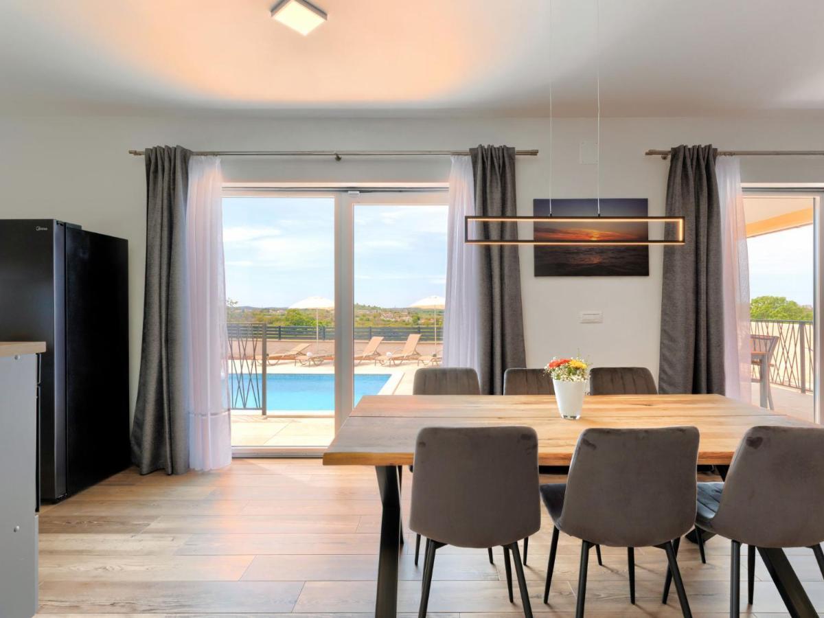 Holiday Home Villa Dora By Interhome Πούλα Εξωτερικό φωτογραφία