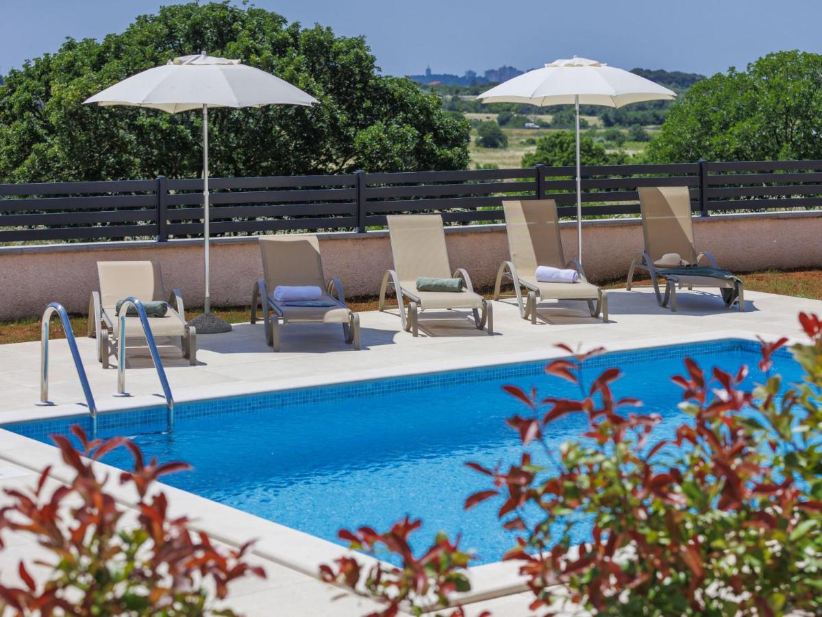Holiday Home Villa Dora By Interhome Πούλα Εξωτερικό φωτογραφία